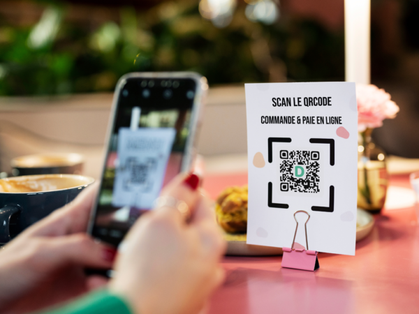 Dishop & la Commande à Table grâce aux QR codes et au Paiement en Ligne